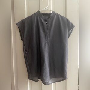 Figs grey scrub top xxs